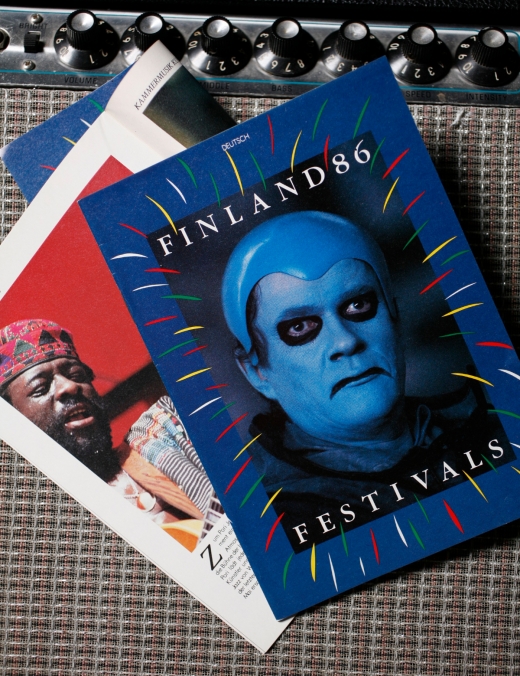 FINLAND FESTIVALSIN VUOSIESITTEET 